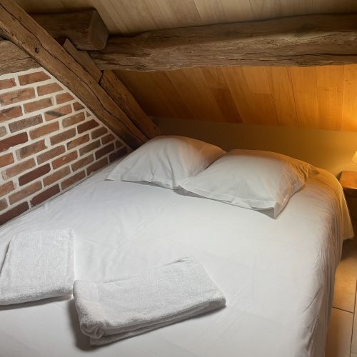 Gite du grand chêne - étage "L'érable"- lit dit double