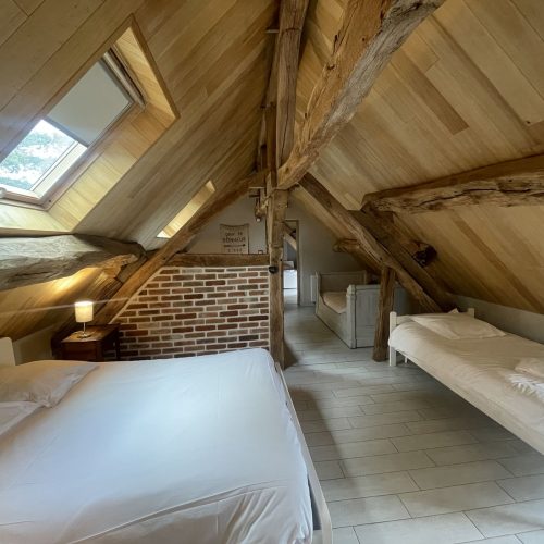 Gite du grand chêne - étage - le dortoir l'érable