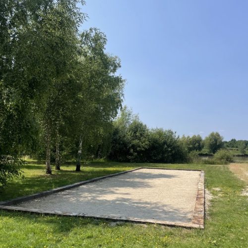 Le terrain de pétanque dugite du grand chêne